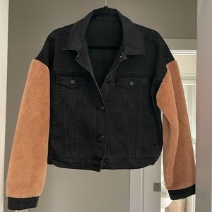 Denim + teddy sleeved jacket